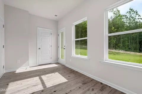 233 Courtside Dr, Dunn, NC 28334 photo 10