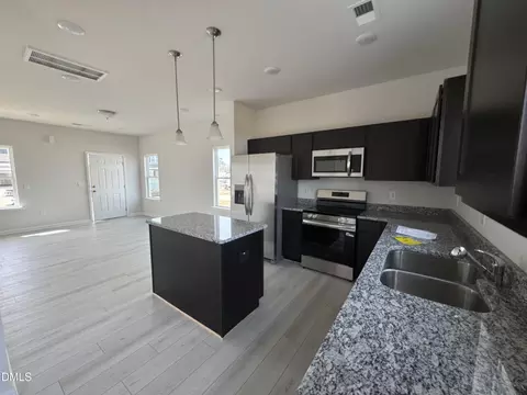 233 Courtside Dr, Dunn, NC 28334 photo 29