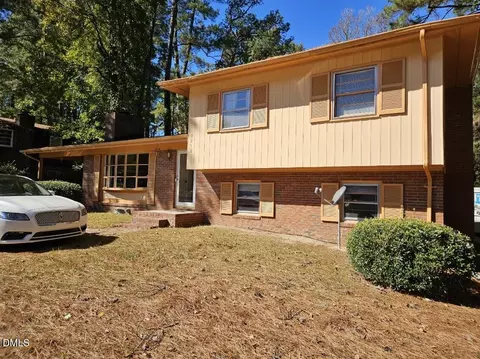 2212 Sanderford Rd, Raleigh, NC 27610