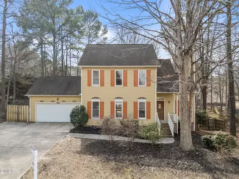 3200 Daingerfield Dr, Raleigh, NC 27616