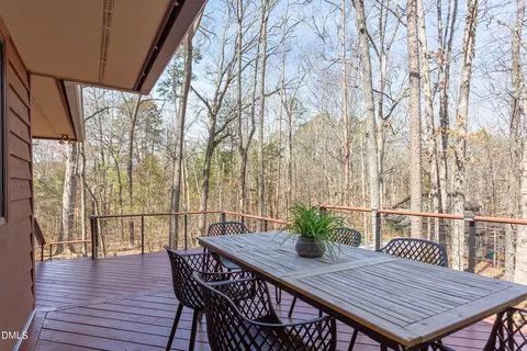 Exterior - 6 Harvey Pl, Durham, NC 27705 photo 6 of 8