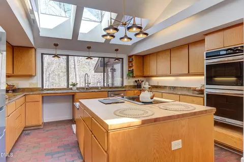 Kitchen - 6 Harvey Pl, Durham, NC 27705 photo 2 of 4