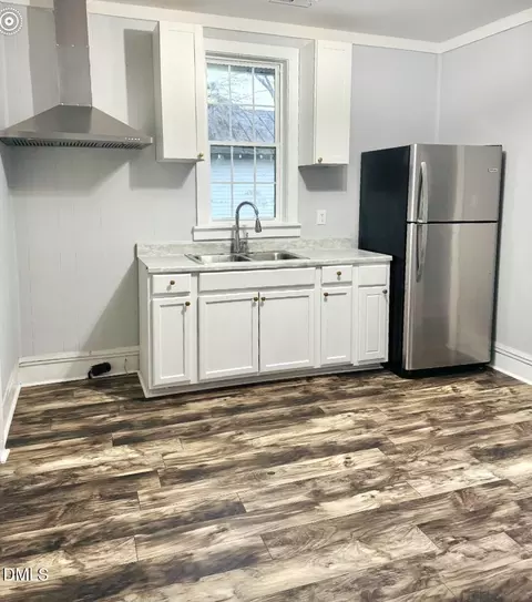 909-911 Atlantic St E, Wilson, NC 27893 photo 3