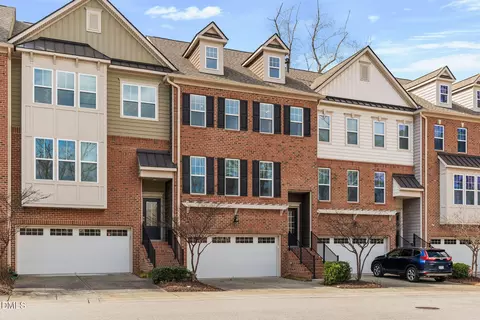 4033 Robious Ct, Cary, NC 27519