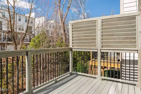 Exterior - 4033 Robious Ct, Cary, NC 27519 photo 10 of 11