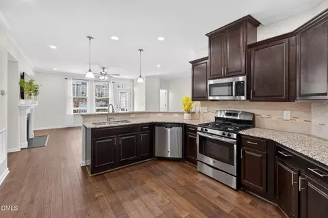 Kitchen - 4033 Robious Ct, Cary, NC 27519 photo 2 of 3