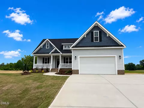 106 Tee Dr, Selma, NC 27576