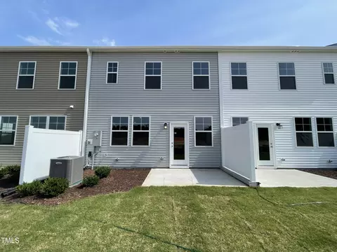 240 Lily Patch Ln, Smithfield, NC 27577 photo 10