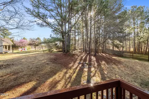 601 Crossing Dr, Durham, NC 27703 photo 39