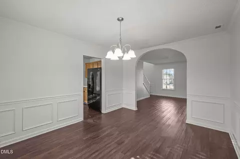 601 Crossing Dr, Durham, NC 27703 photo 11