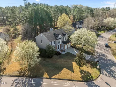 601 Crossing Dr, Durham, NC 27703 photo 42