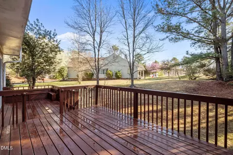 601 Crossing Dr, Durham, NC 27703 photo 38