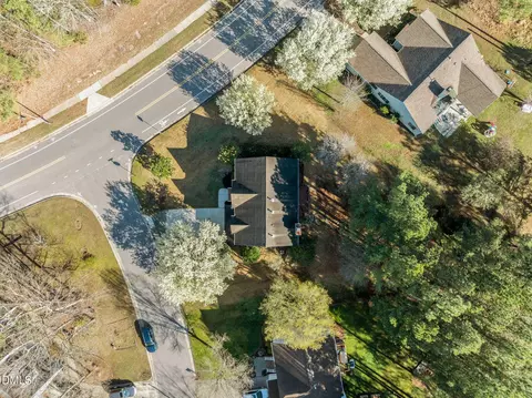 601 Crossing Dr, Durham, NC 27703 photo 44