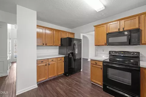 601 Crossing Dr, Durham, NC 27703 photo 14