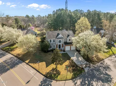 601 Crossing Dr, Durham, NC 27703 photo 41