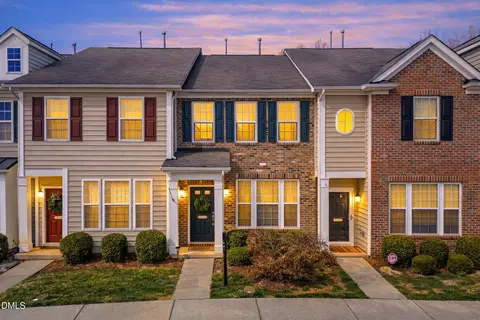 672 Cupola Dr, Raleigh, NC 27603