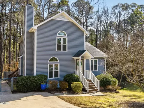 18 Syracuse Pl, Durham, NC 27704