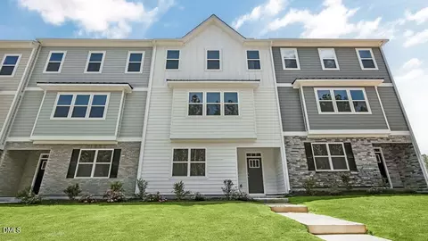 901 Washington St, Fuquay Varina, NC 27526