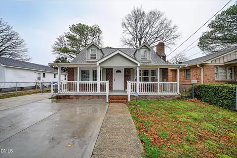 1321 Carolina St E, Wilson, NC 27893