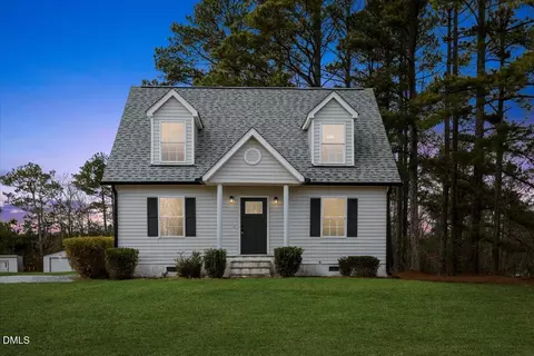 1144 Aquilla Rd, Benson, NC 27504