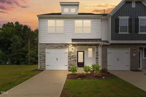 2146 Willow Glen Dr, Graham, NC 27253