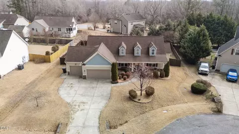 181 Telesto Cir, Garner, NC 27529 photo 6