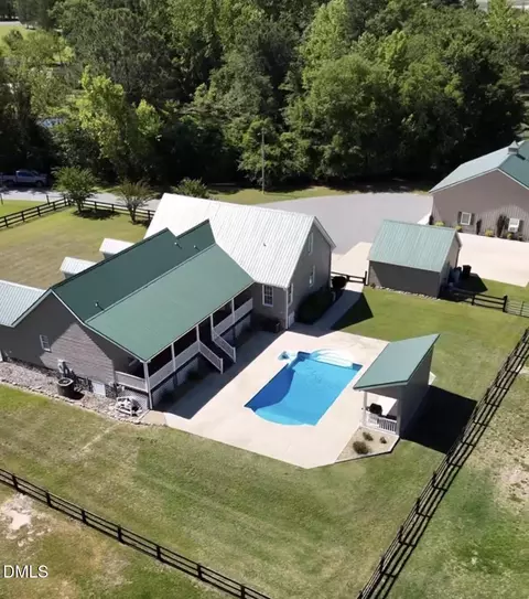 4240 Nicholson Rd, Cameron, NC 28326 photo 2