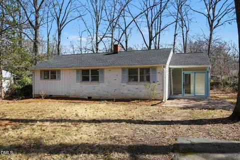 407 Hickory Dr, Chapel Hill, NC 27517