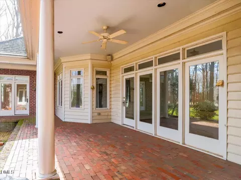 Exterior - 305 Sutherland Ct, Durham, NC 27712 photo 5 of 16