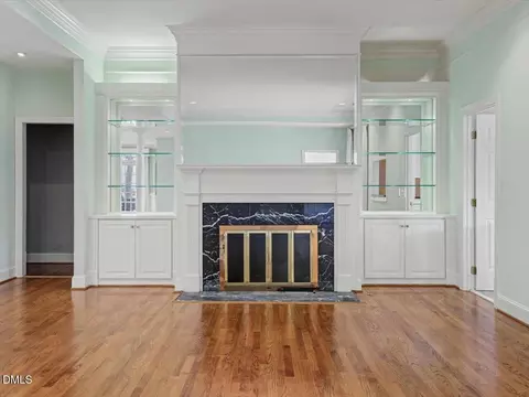 Living - 305 Sutherland Ct, Durham, NC 27712 photo 3 of 8