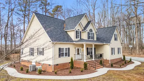 53 Shadymont Dr, Pittsboro, NC 27312