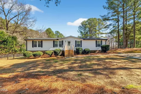 12 Red Oak Dr, Smithfield, NC 27577 photo 5