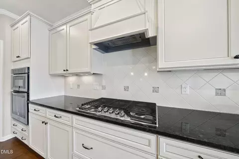 Kitchen - 325 Ibis Ln, Durham, NC 27703 photo 5 of 6