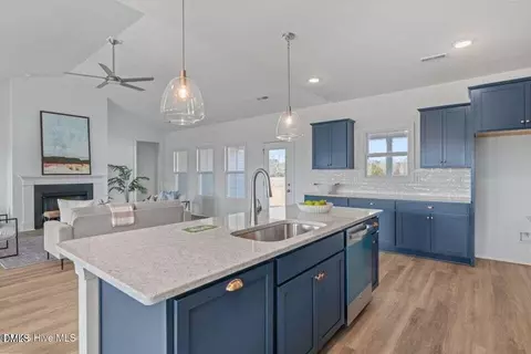 Kitchen - 515 Sanctuary Trl, Cameron, NC 28326 photo 5 of 6