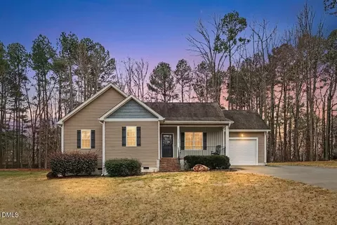 102 Bluegrass Dr, Oxford, NC 27565
