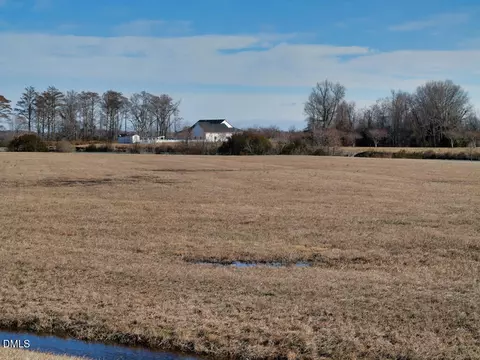 101 Sandpiper Dr, Hertford, NC 27944
