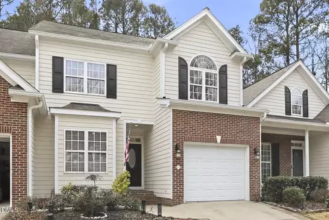 102 Brush Stream Dr, Cary, NC 27511