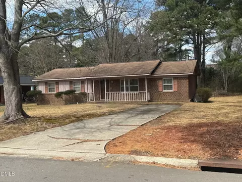 902 Vandora Ave, Garner, NC 27529