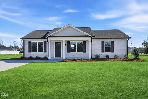 236 Rae St, Warsaw, NC 28398
