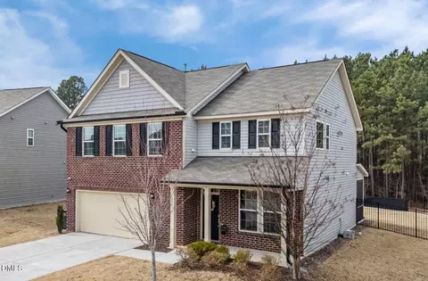 210 Gallery Park Dr, Franklinton, NC 27525