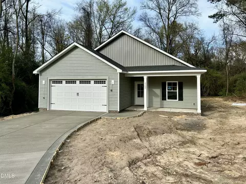 1702 Cardinal Dr, Deep Run, NC 28525