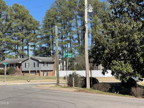 800 Olive Branch Rd, Durham, NC 27703 photo 7