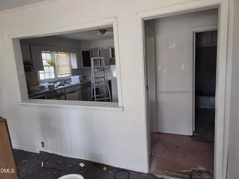Entry Way - 207 E Maple St, Mount Olive, NC 28365 photo 1 of 1