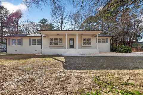 455 N Willow St, Angier, NC 27501