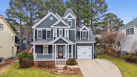 106 Forestcrest Ct, Apex, NC 27502