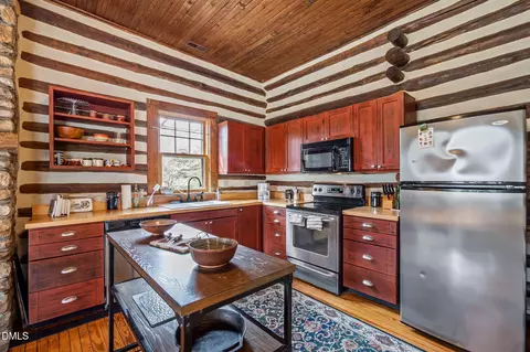 Kitchen - 4514 Erwin Rd, Durham, NC 27705 photo 1 of 3