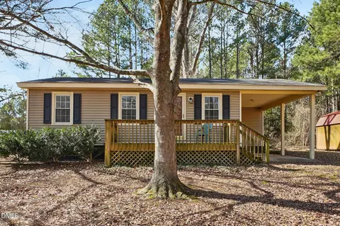 349 Strickland Hinton Rd, Zebulon, NC 27597