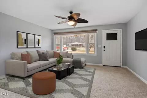 Living - 3859 Bunnlevel Erwin Rd, Erwin, NC 28339 photo 5 of 11