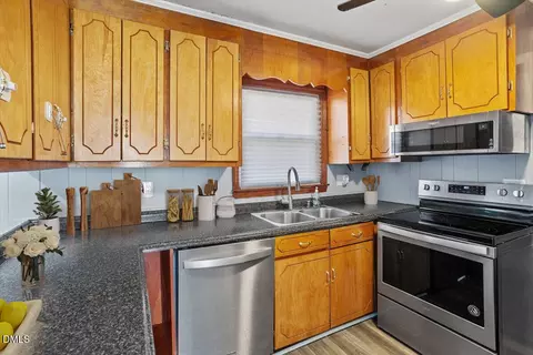 Kitchen - 3859 Bunnlevel Erwin Rd, Erwin, NC 28339 photo 1 of 4