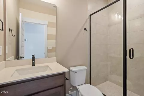Bath - 541 Roycroft Dr, Wake Forest, NC 27587 photo 4 of 5
